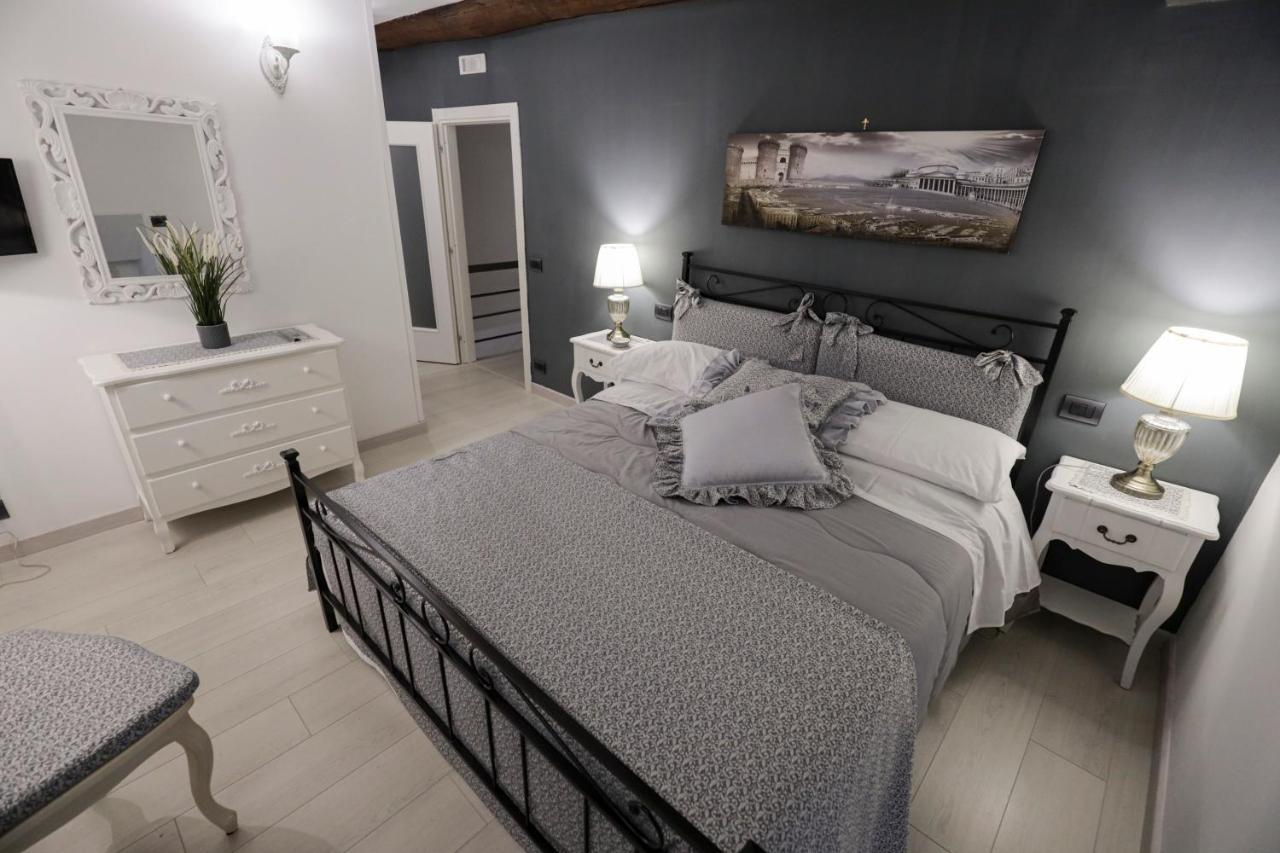 Appartamento Happy House 31 Napoli Esterno foto