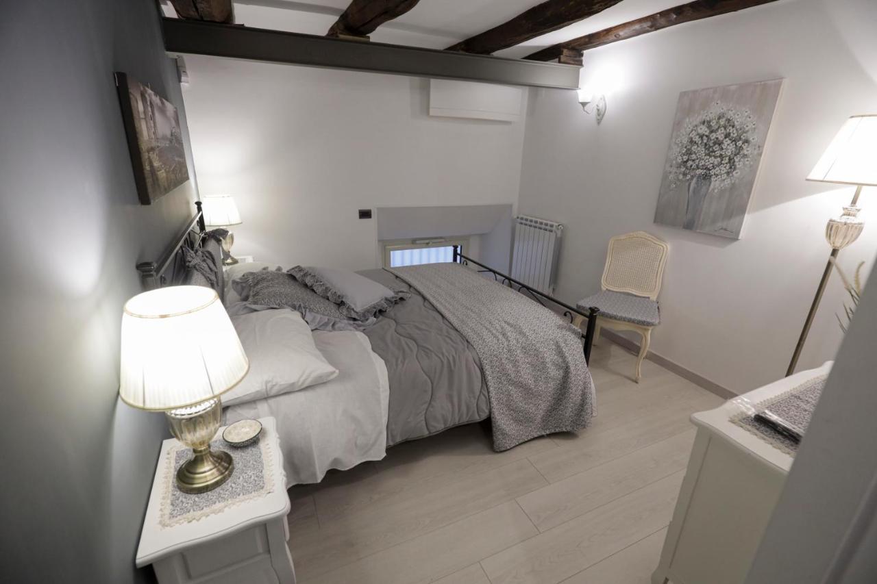 Appartamento Happy House 31 Napoli Esterno foto